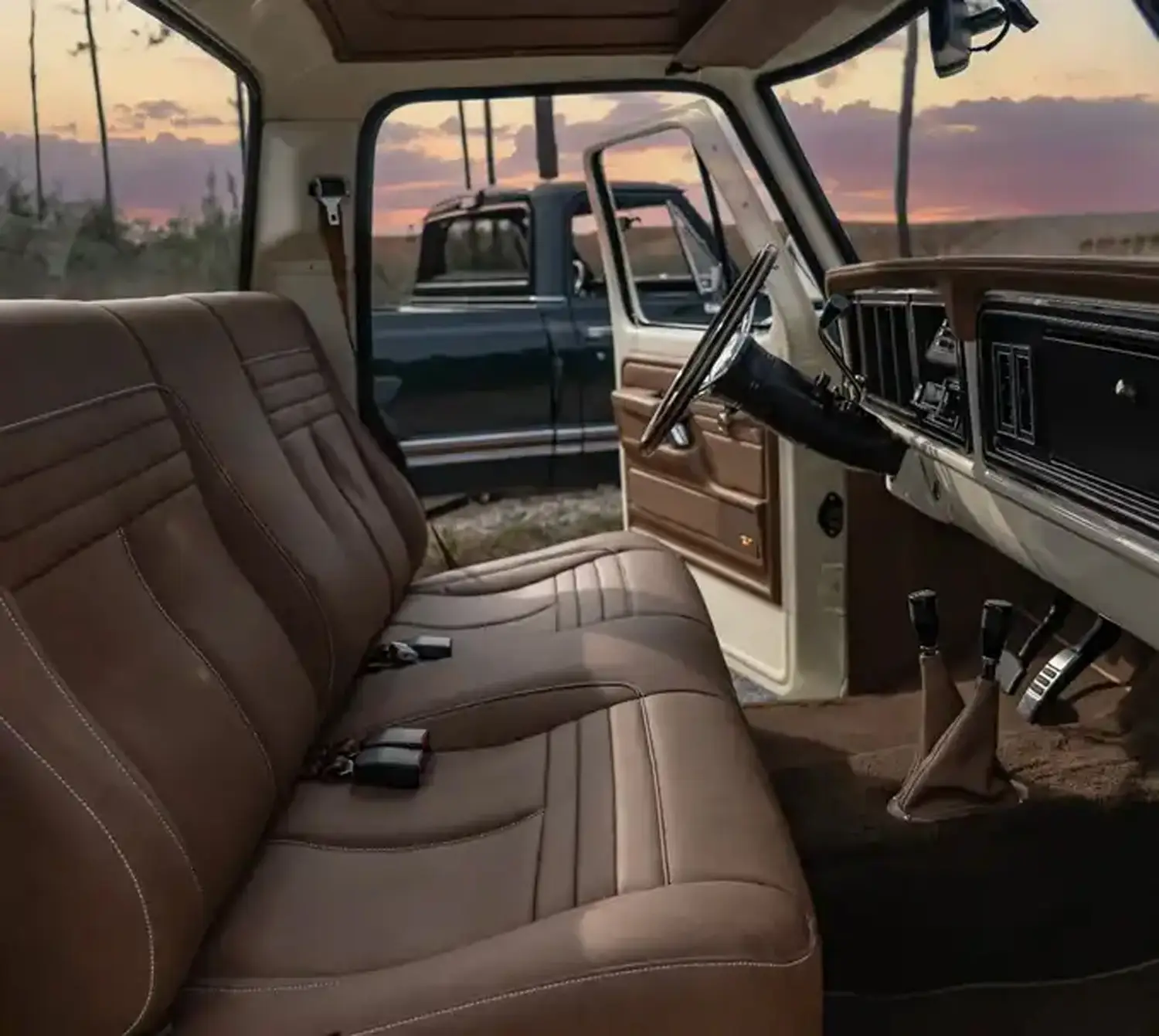 Velocity Classic Ford F-150