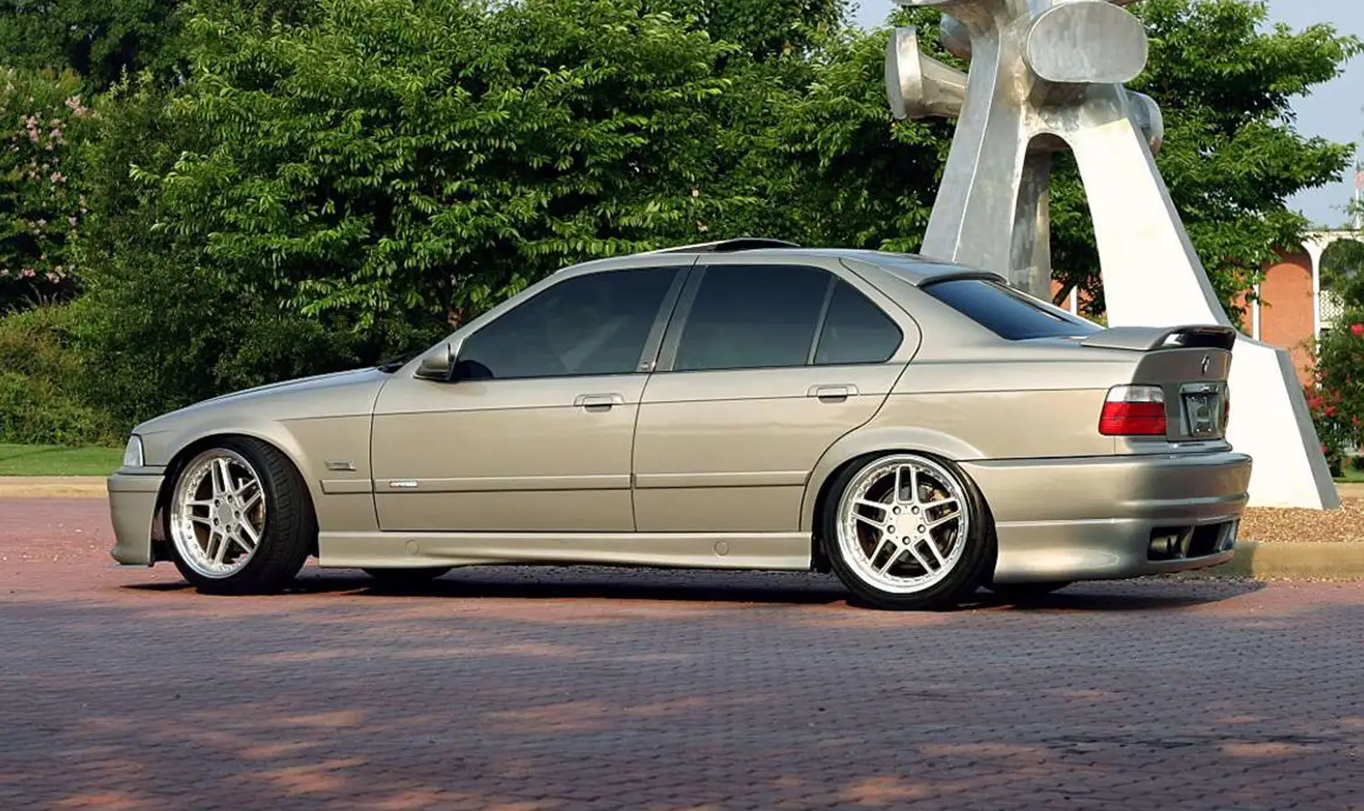 1992 BMW 325i