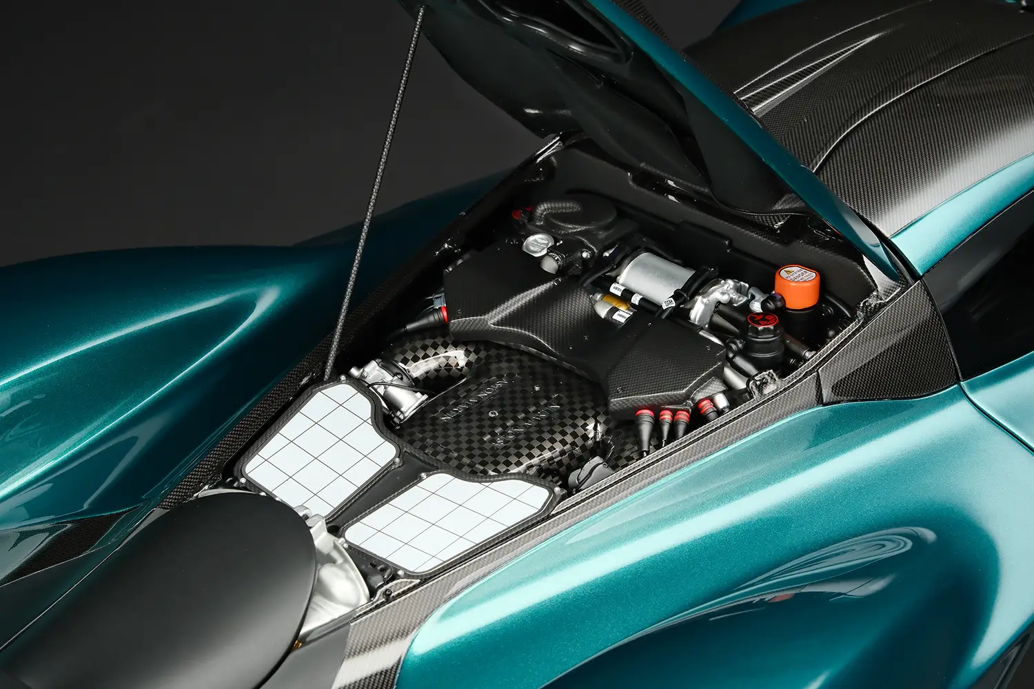 Aston Martin Valkyrie 1:8 scale model