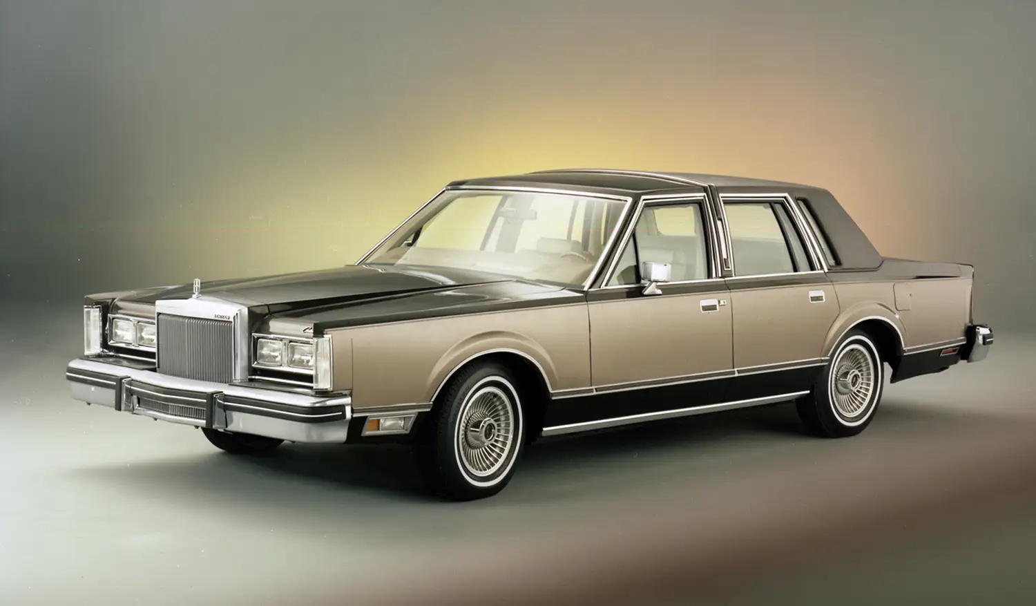 Revisiting an Icon: 1980 Lincoln Continental History Revisiting an Icon: 1980 Lincoln Continental History