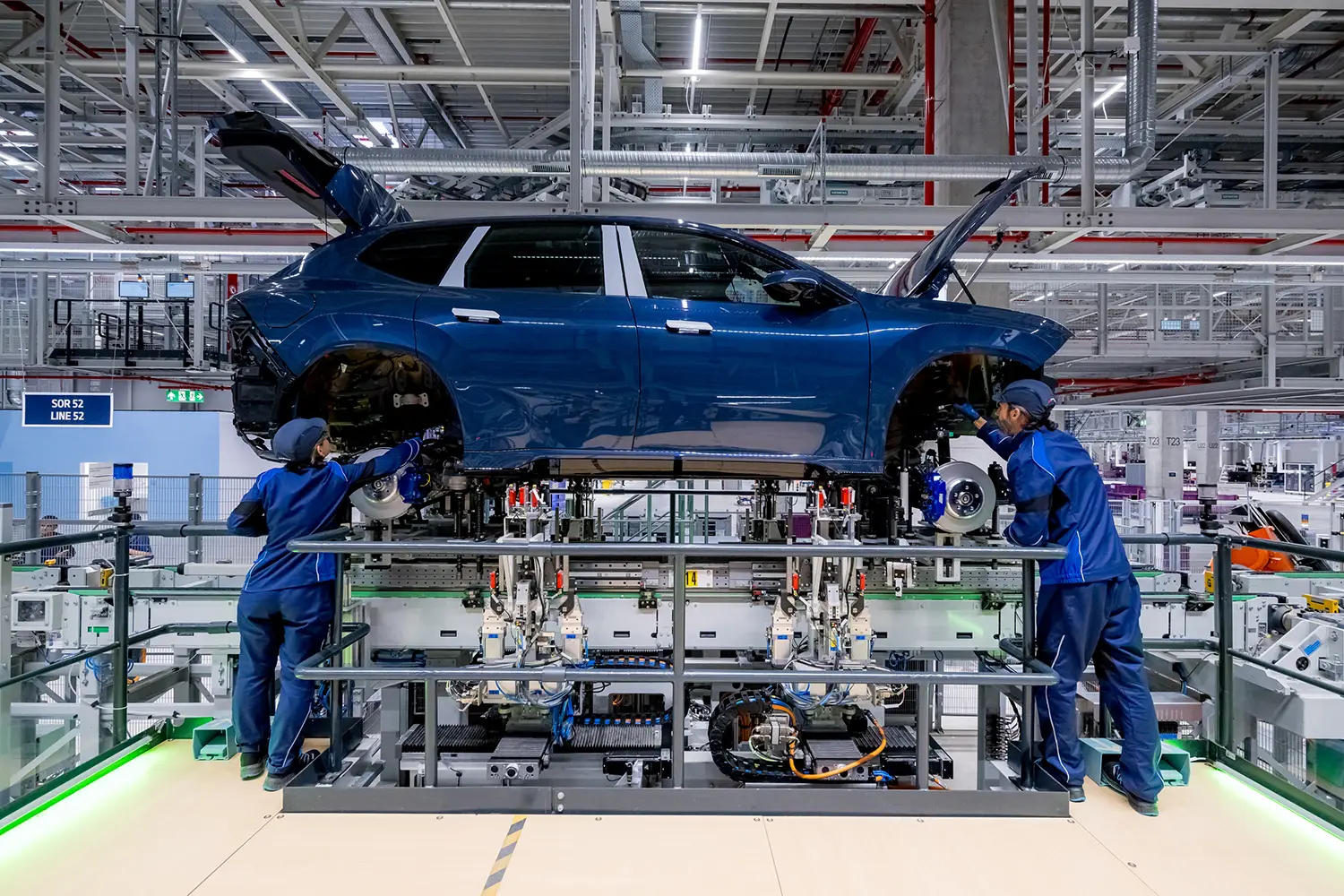 BMW iX3 production Debrecen plant