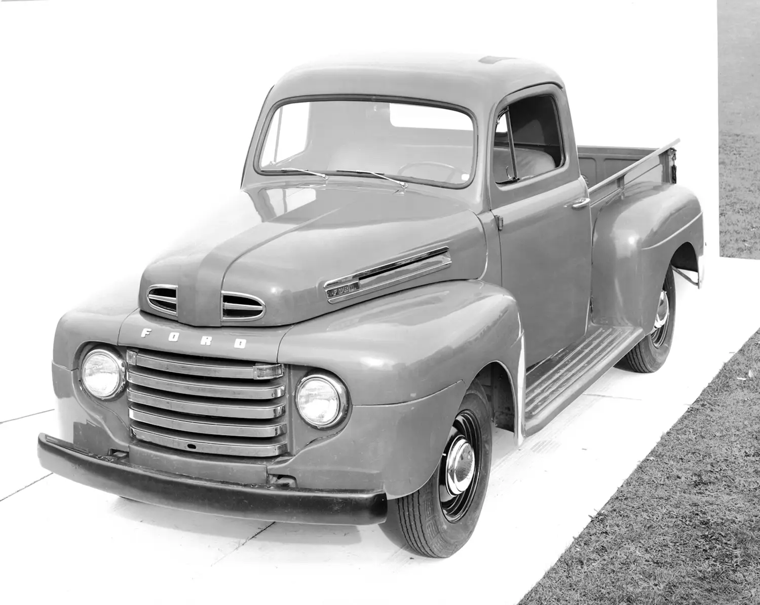 1948 Ford F-1 pickup truck