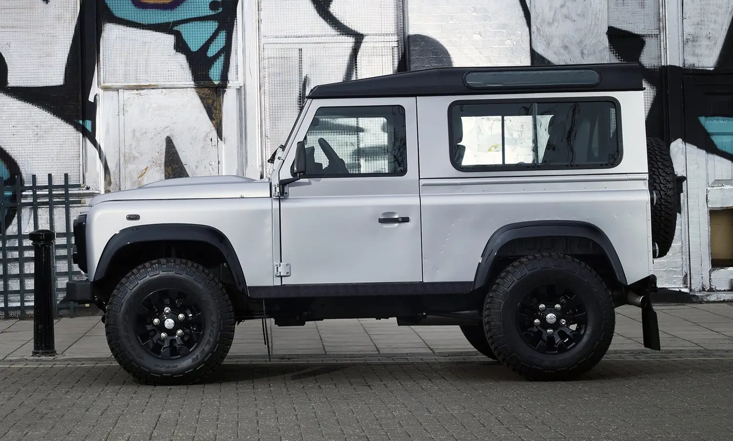 2011 Land Rover Defender X-Tech