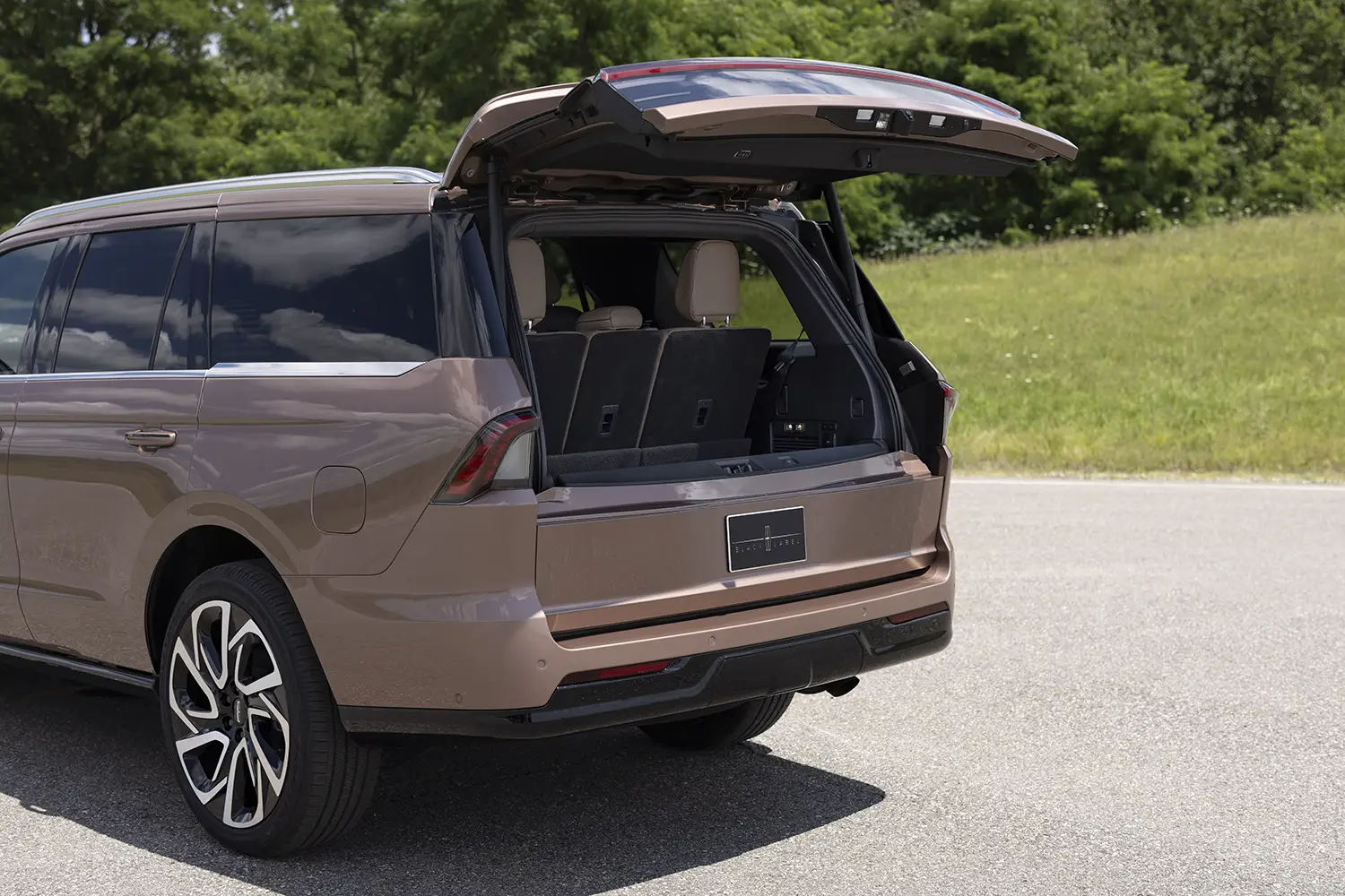 2025 Lincoln Navigator Black Label