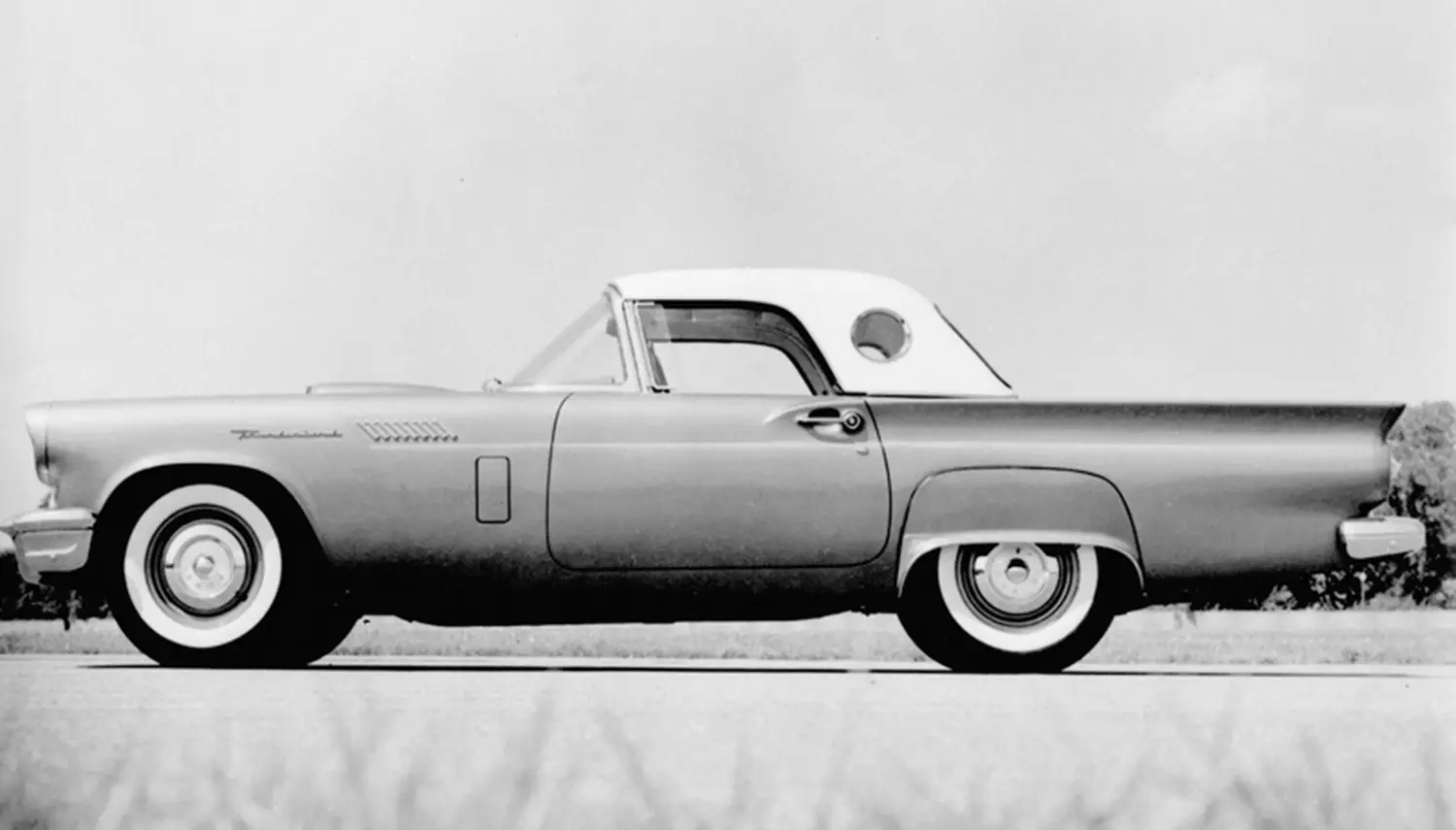 1957 Ford Thunderbird