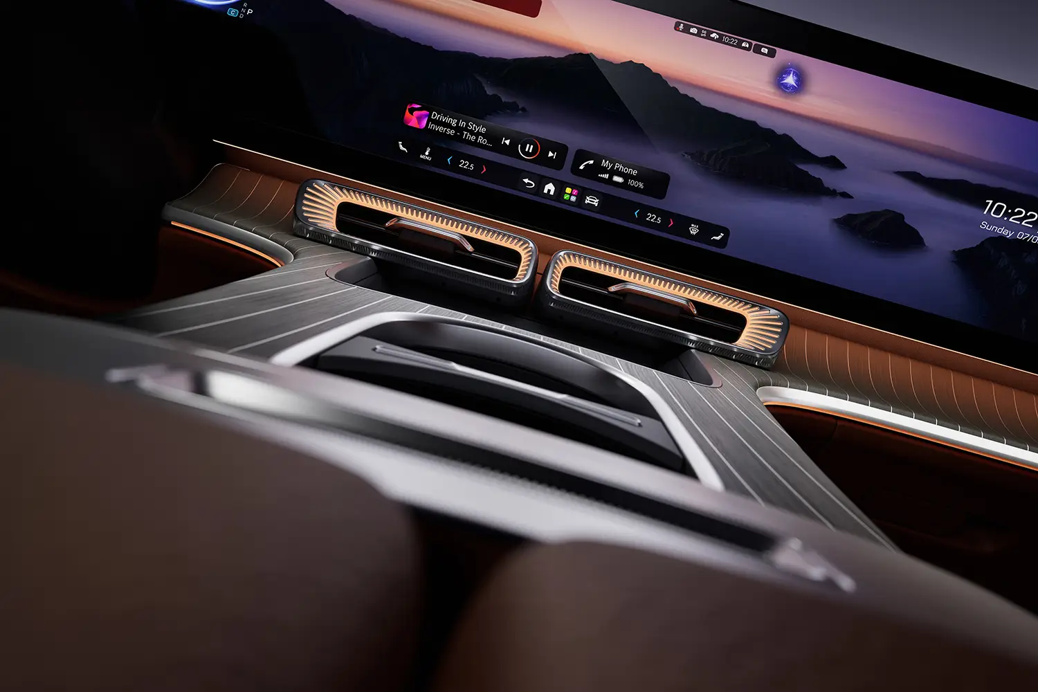 Mercedes-Benz Electric GLC interior