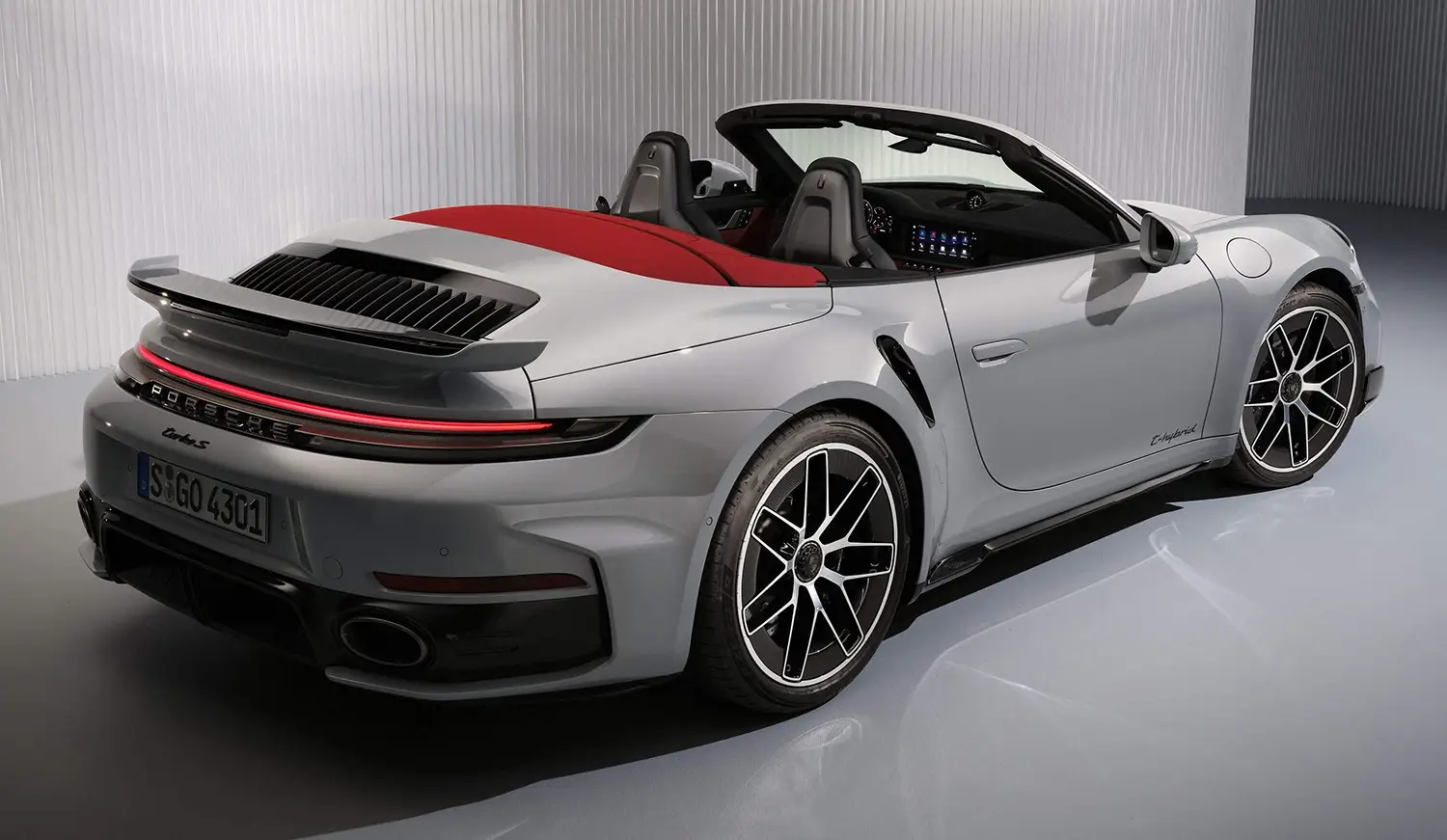 2026 Porsche 911 Turbo S Cabriolet