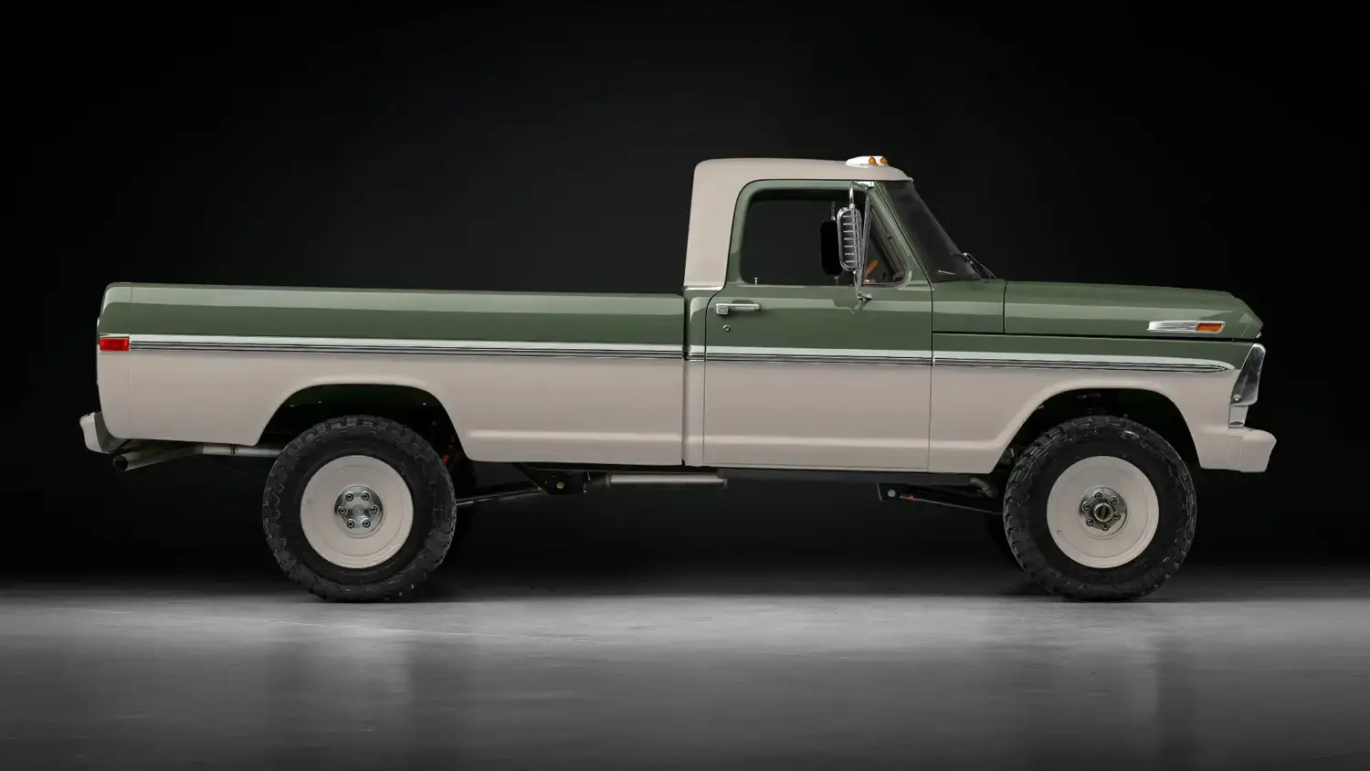 Velocity Ford F-250 Restomod
