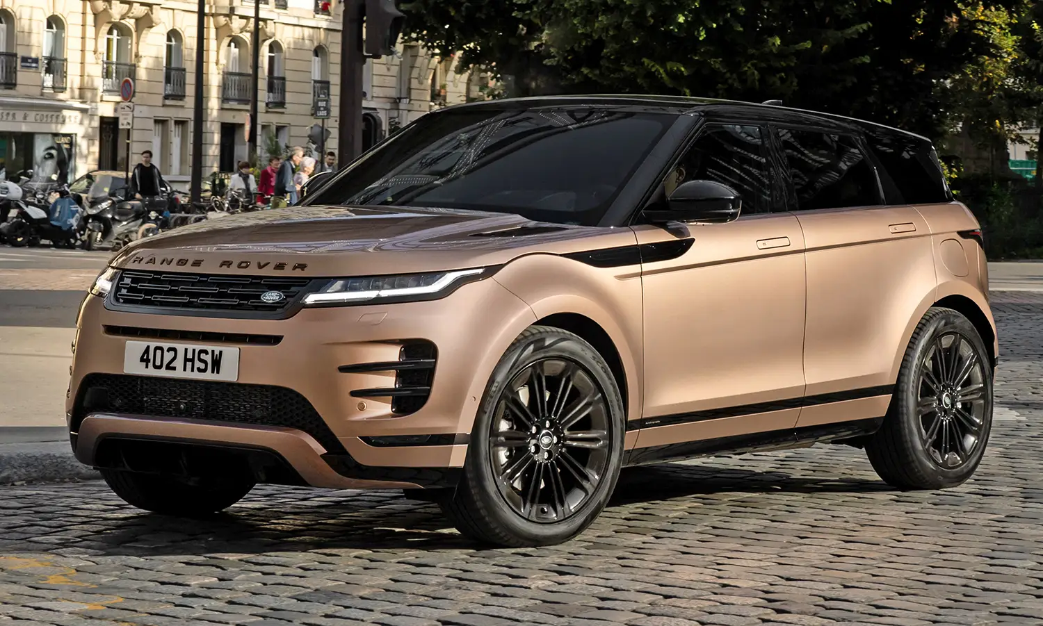 Range Rover Evoque Autobiography P300e
