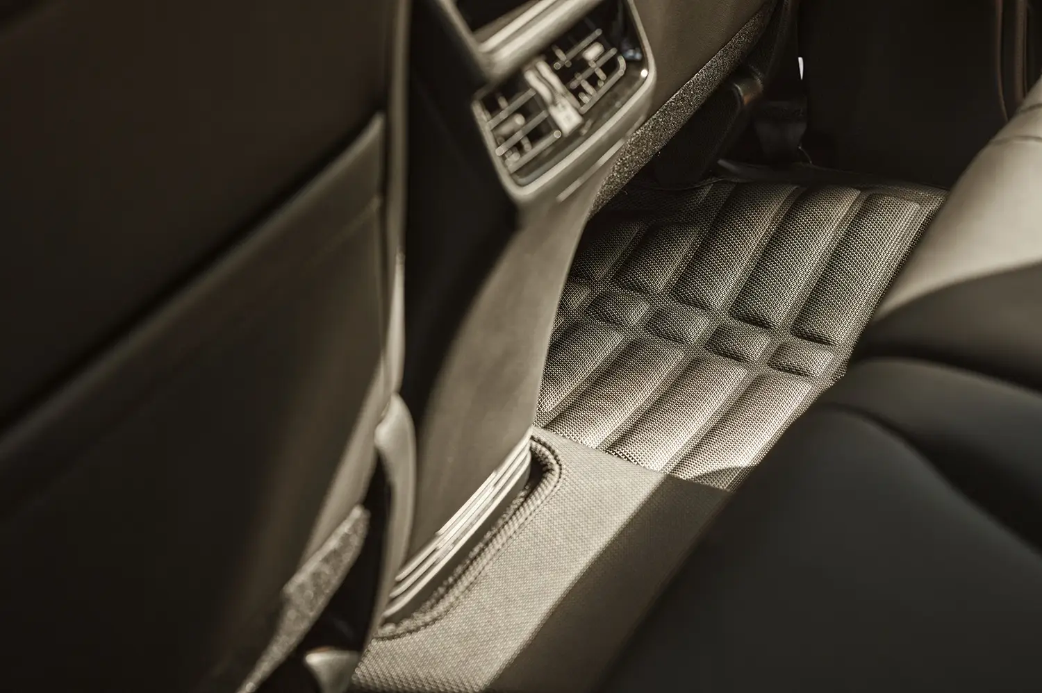 Isuzu D-Max Huntsman Accessory Pack Isuzu D-Max Huntsman Accessory Pack