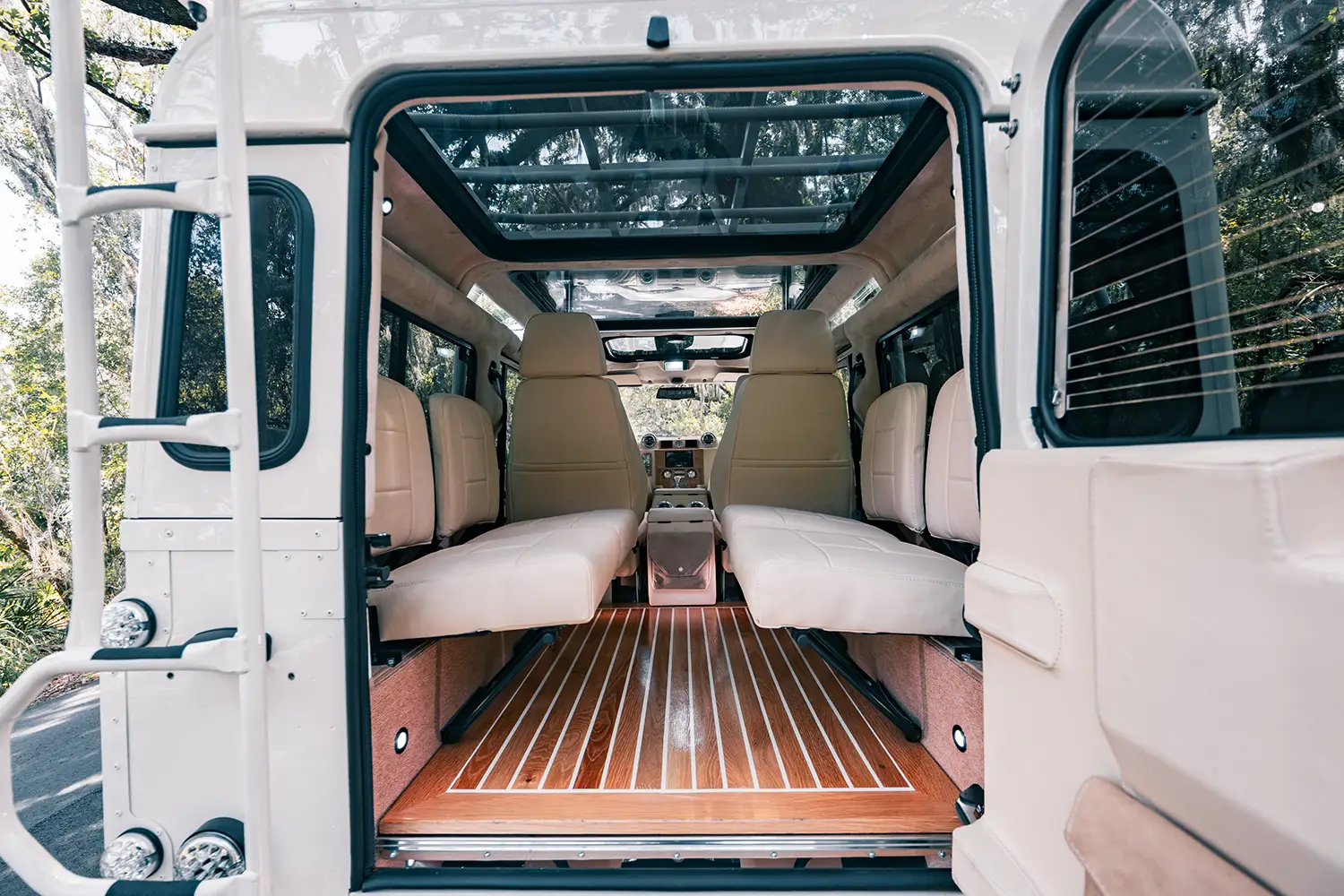 ECD Defender 110 Project Pearl