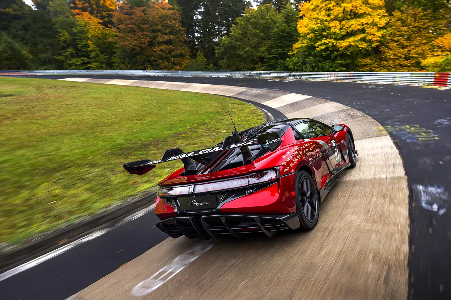 YANGWANG U9 Xtreme Nürburgring record