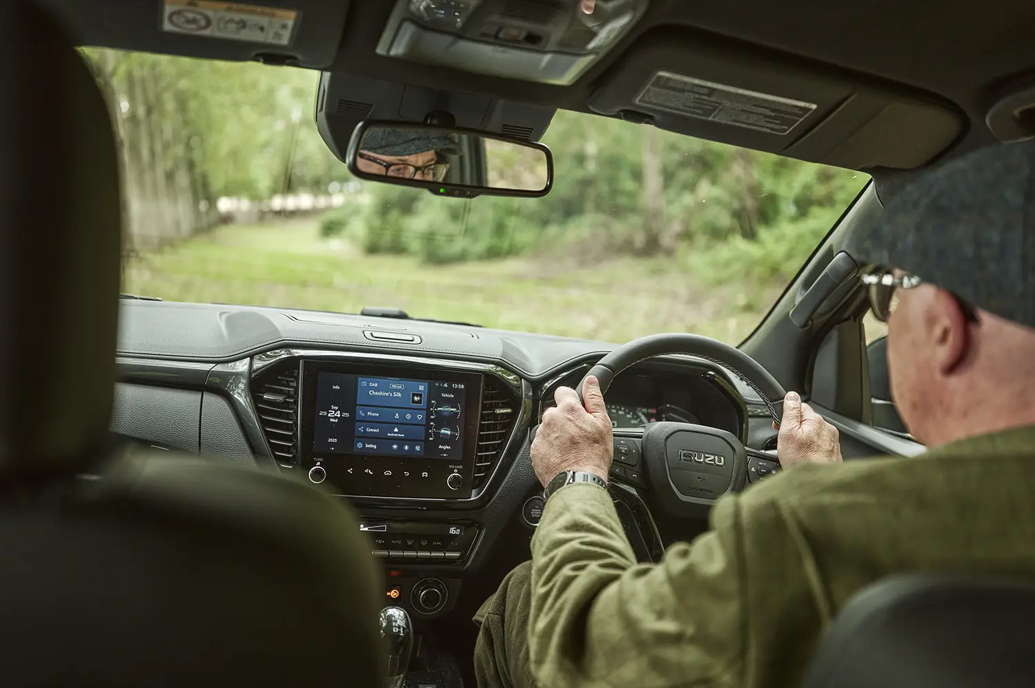 Isuzu D-Max Huntsman Accessory Pack Isuzu D-Max Huntsman Accessory Pack