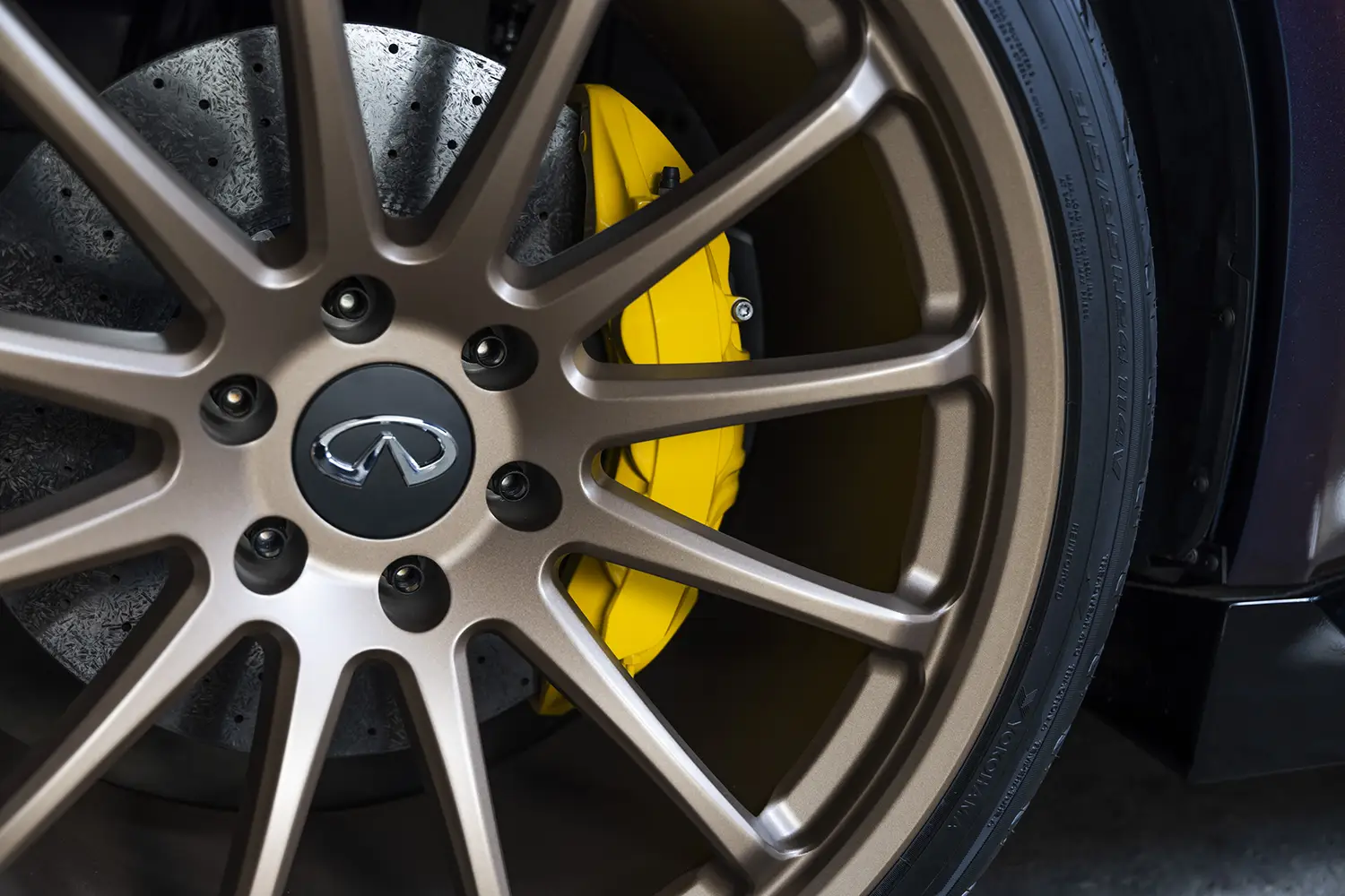 INFINITI QX80 R-Spec INFINITI QX80 R-Spec