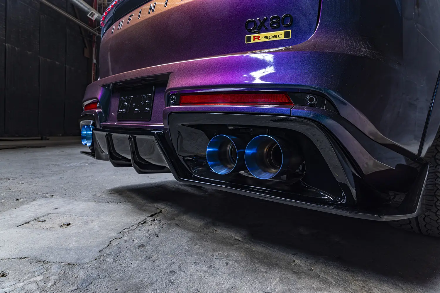 INFINITI QX80 R-Spec INFINITI QX80 R-Spec