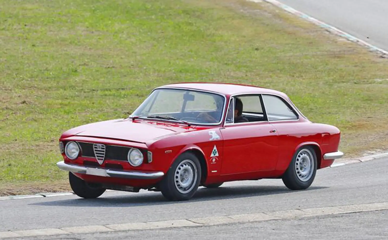 1965 Alfa Romeo Giulia Sprint GTA