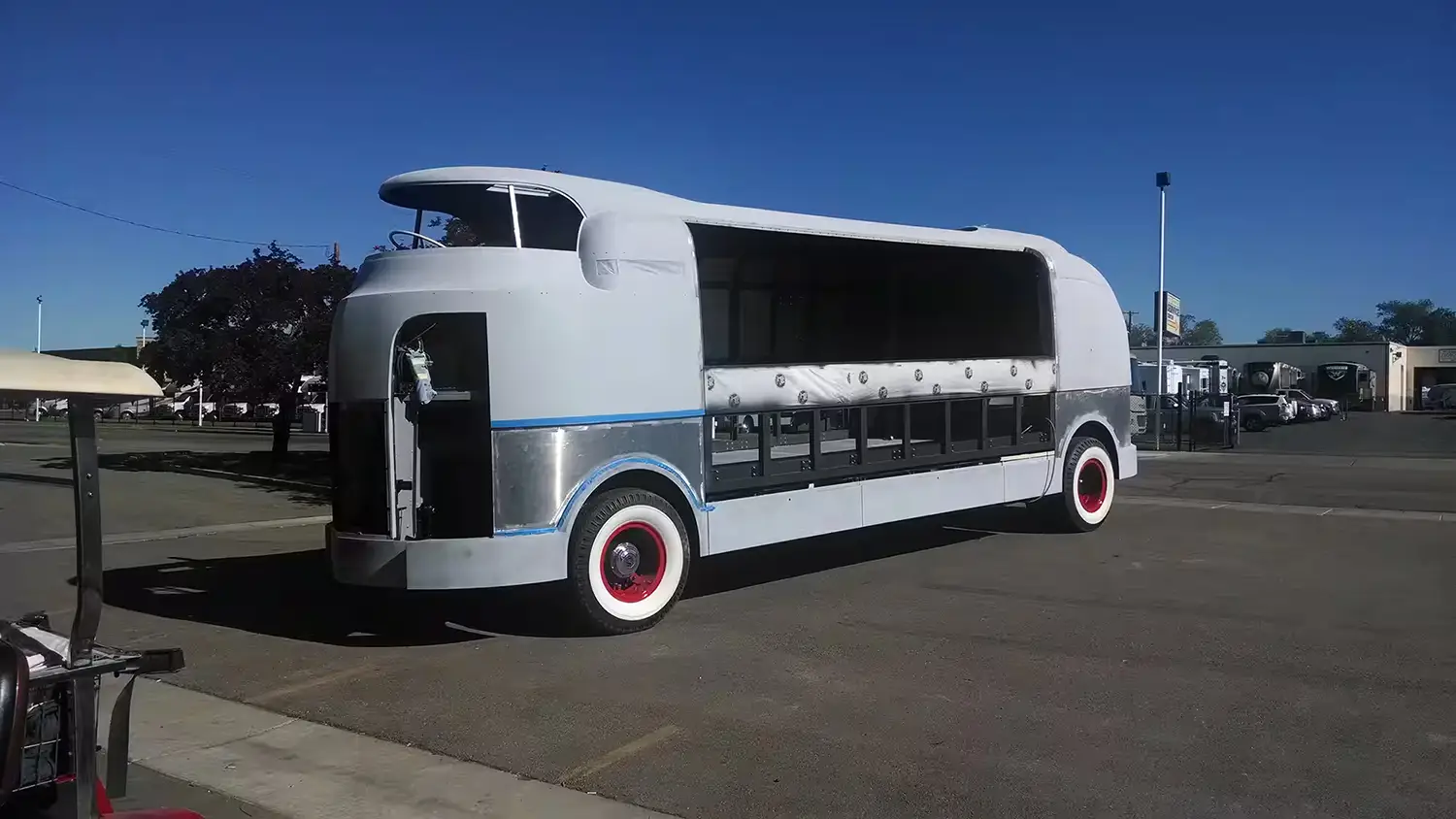 Kindig-it 1939 Futurliner