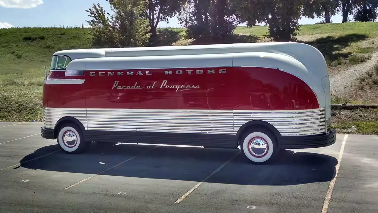 Kindig-it 1939 Futurliner