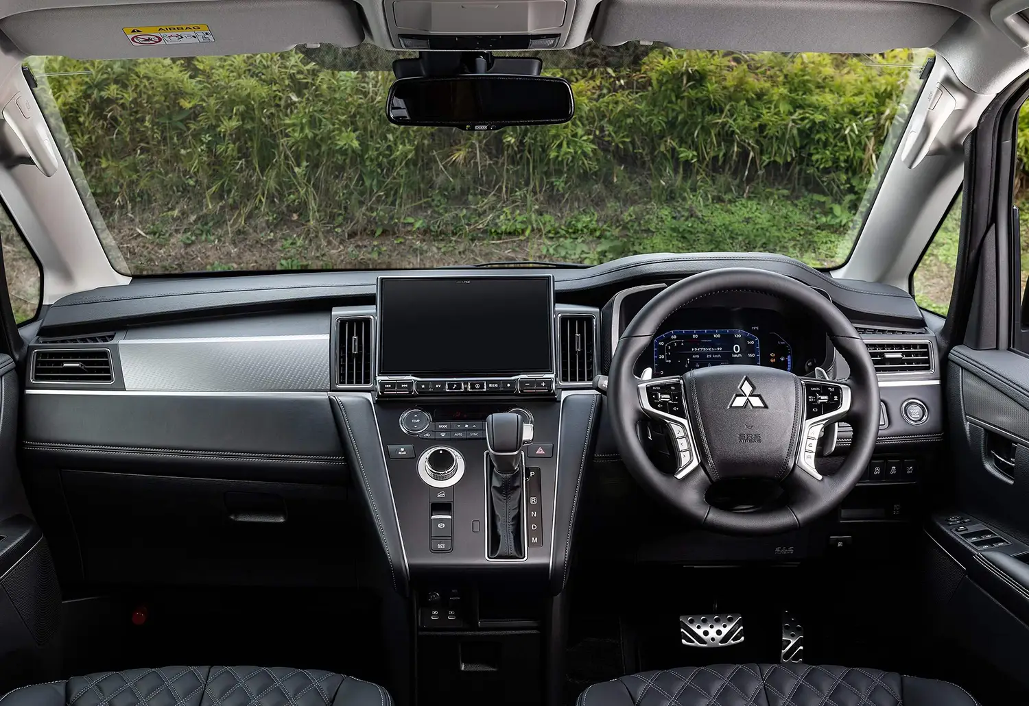 2025 Mitsubishi Delica D5 Concept