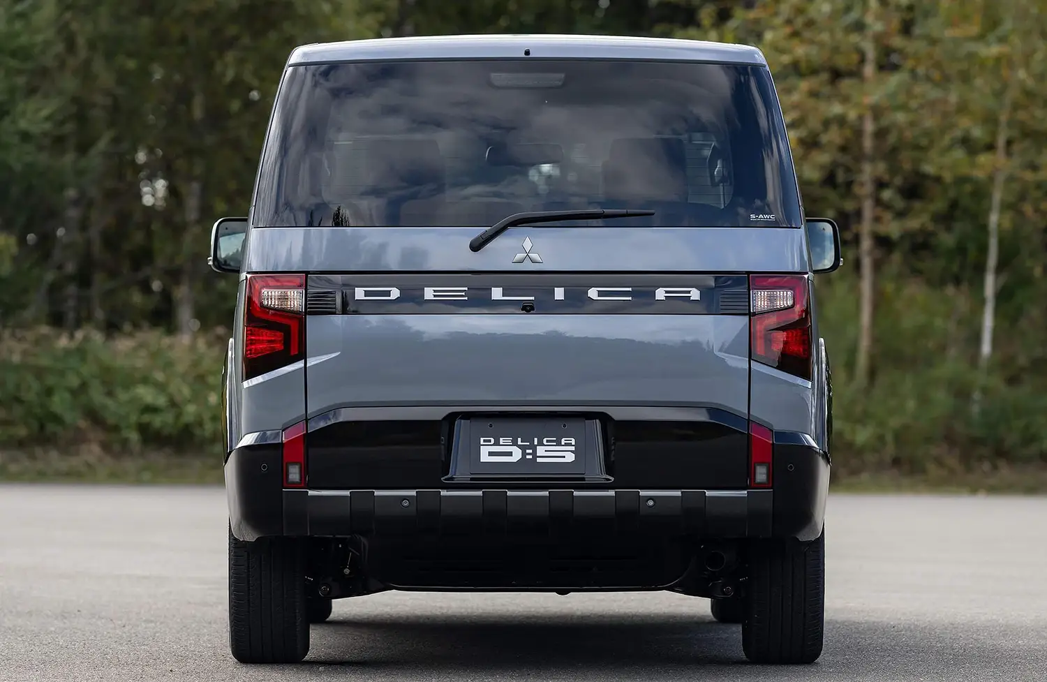 2025 Mitsubishi Delica D5 Concept