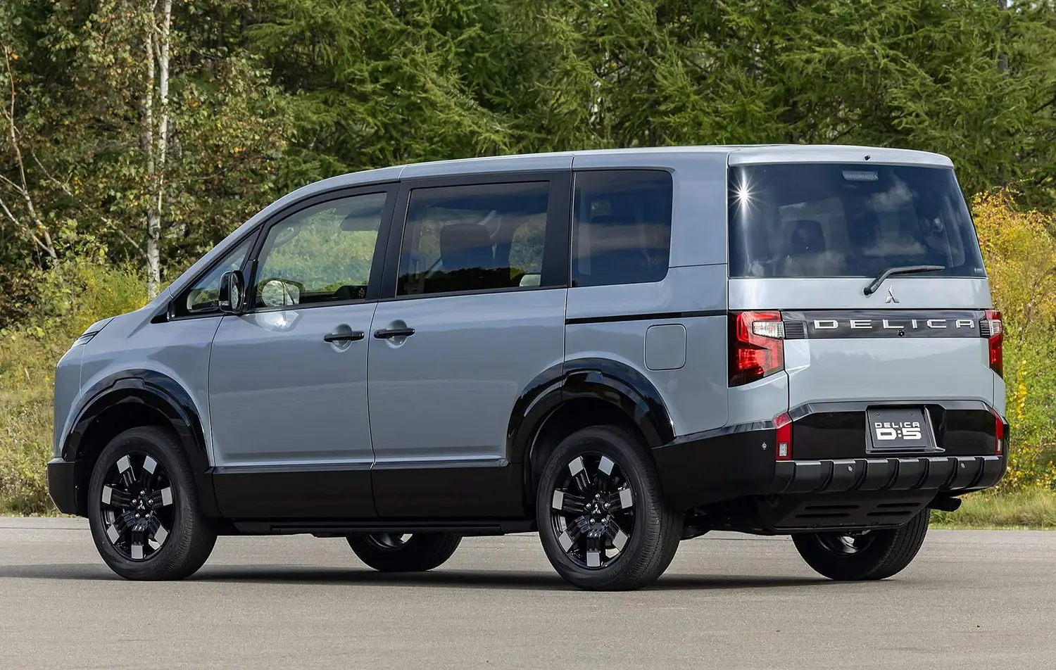 2025 Mitsubishi Delica D5 Concept