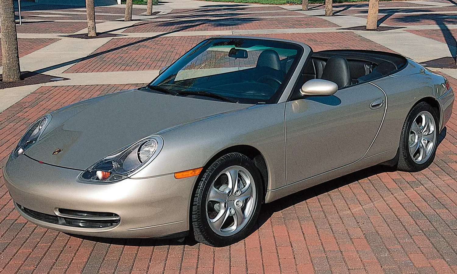2004 Porsche 911 Carrera 4 Cabriolet  2004 Porsche 911 Carrera 4 Cabriolet