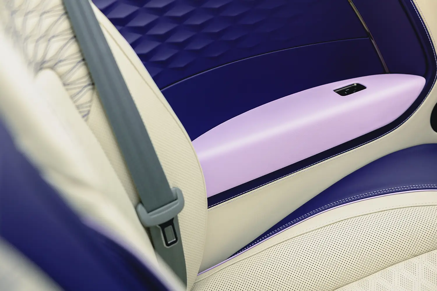 Bentley Continental GTC Speed Violette