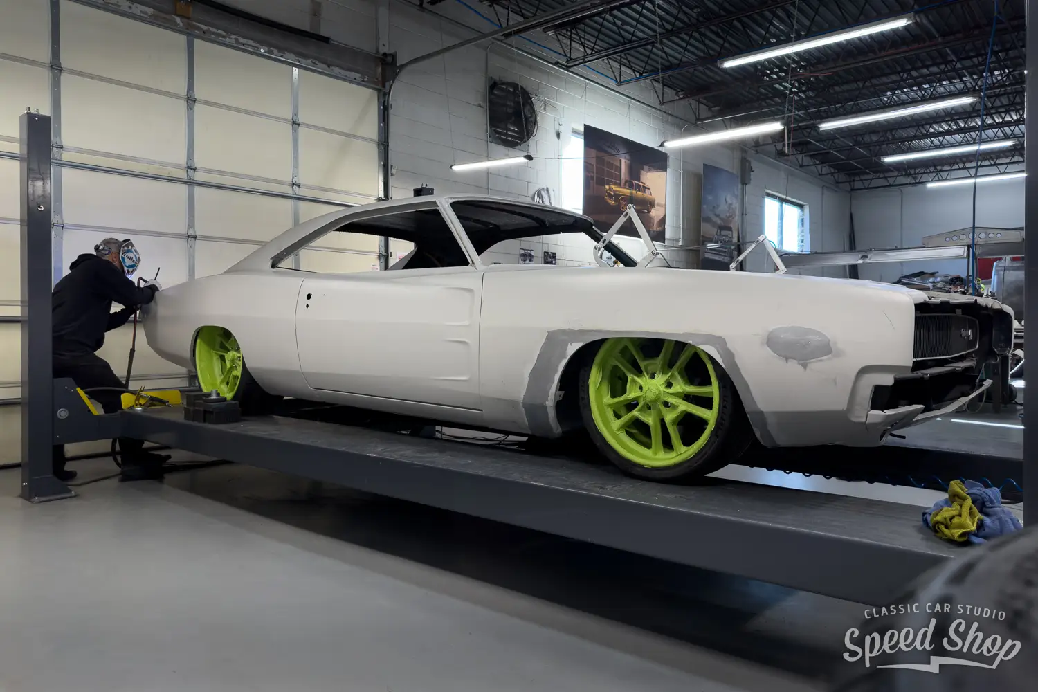 1968 Dodge Charger R/T by Classic Car Studio