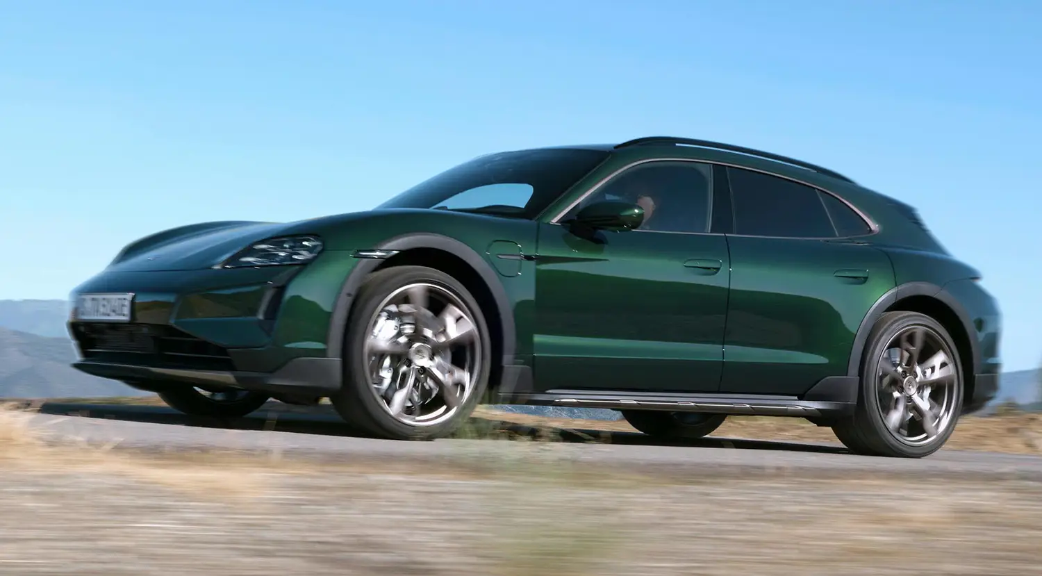 2026 Porsche Taycan Turbo S Cross Turismo