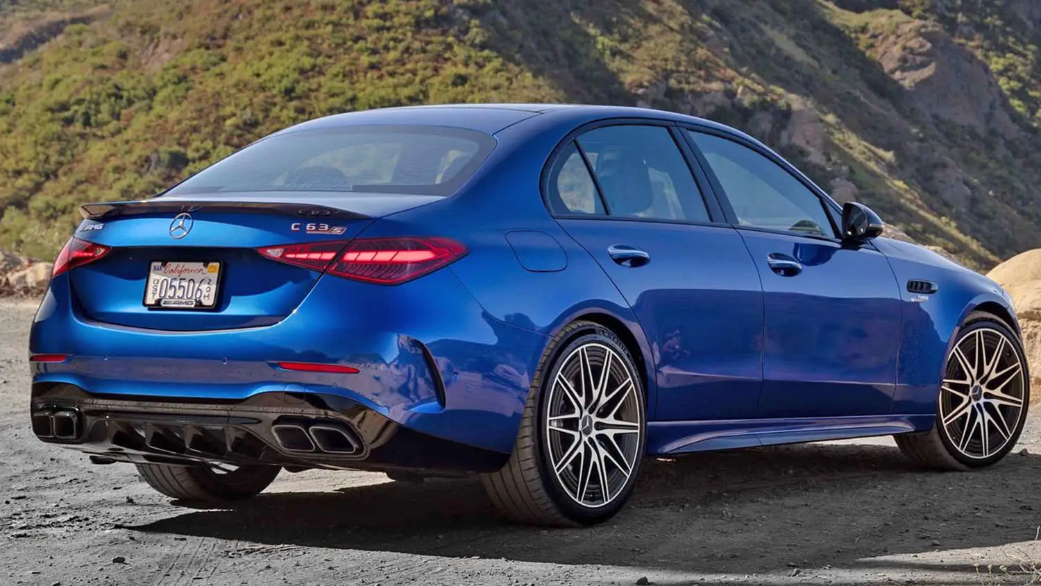 Mercedes-AMG C 63 S E PERFORMANCE Mercedes-AMG C 63 S E PERFORMANCE