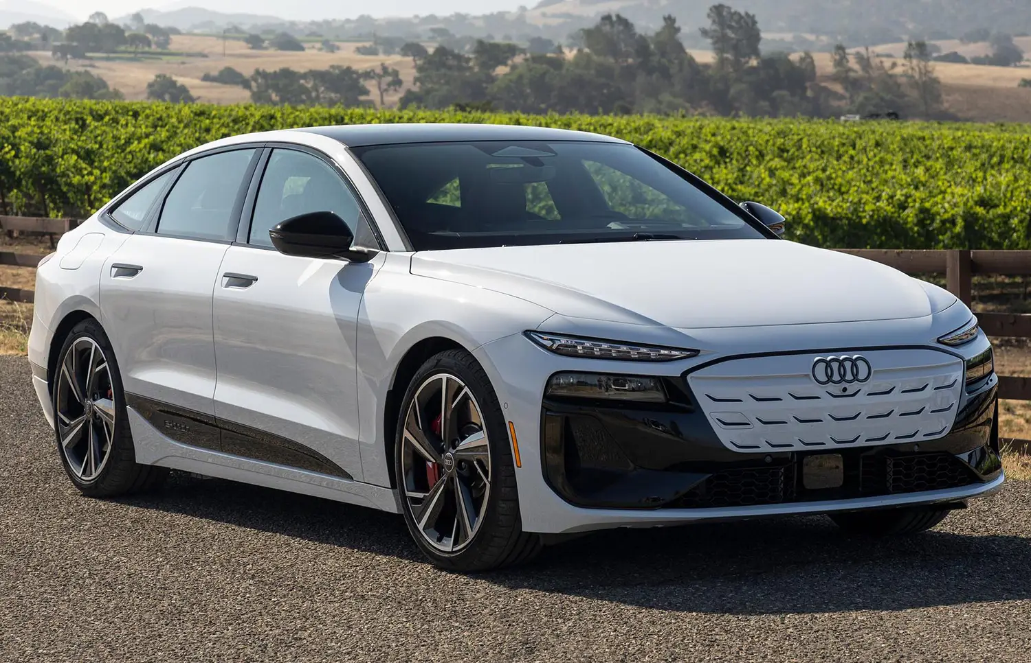 Audi S6 Sportback e-tron Audi S6 Sportback e-tron