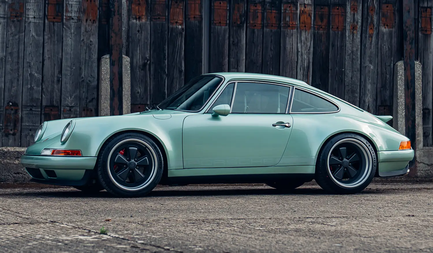 Theon Design Porsche 911