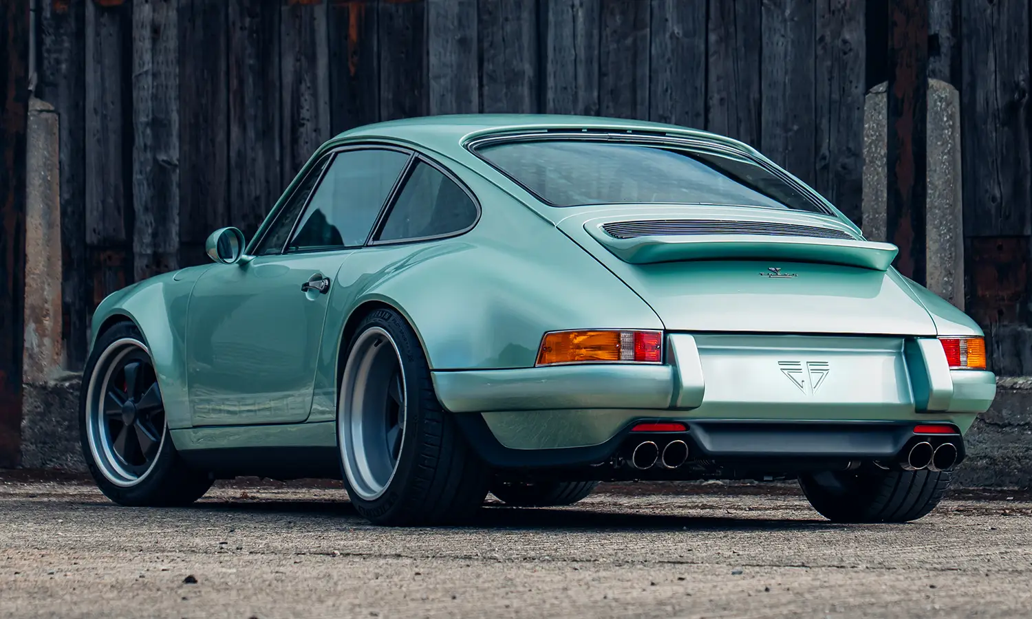 Theon Design Porsche 911