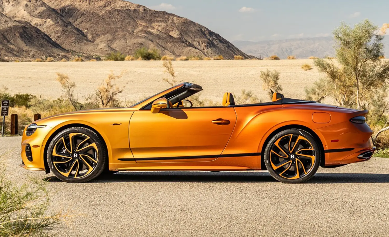 Bentley Continental GTC Ombré by Mulliner Bentley Continental GTC Ombré by Mulliner