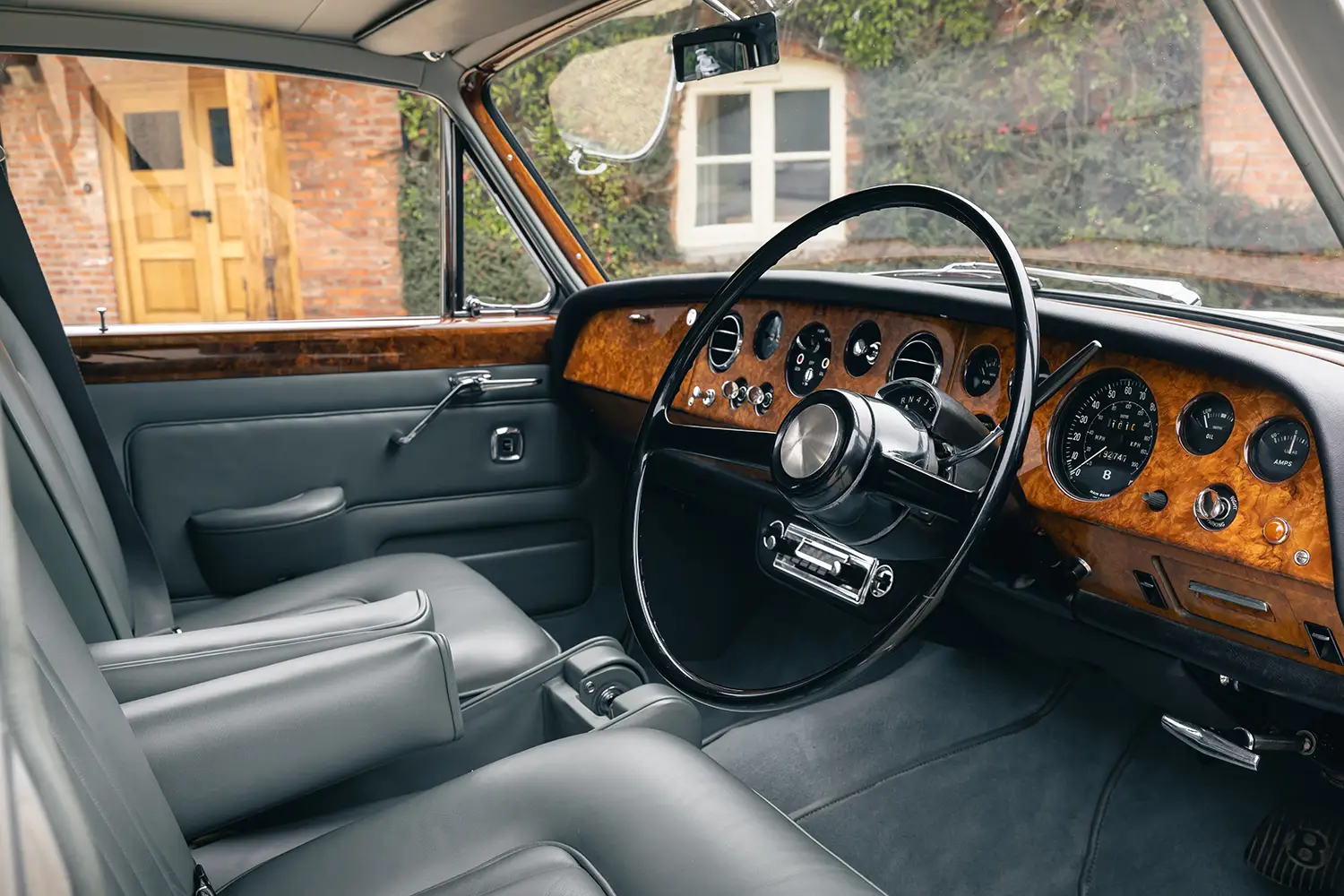 Bentley Flying Spur anniversary tributes