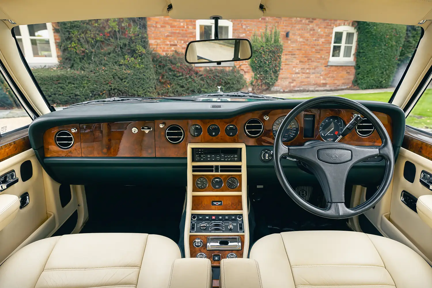 Bentley Flying Spur anniversary tributes
