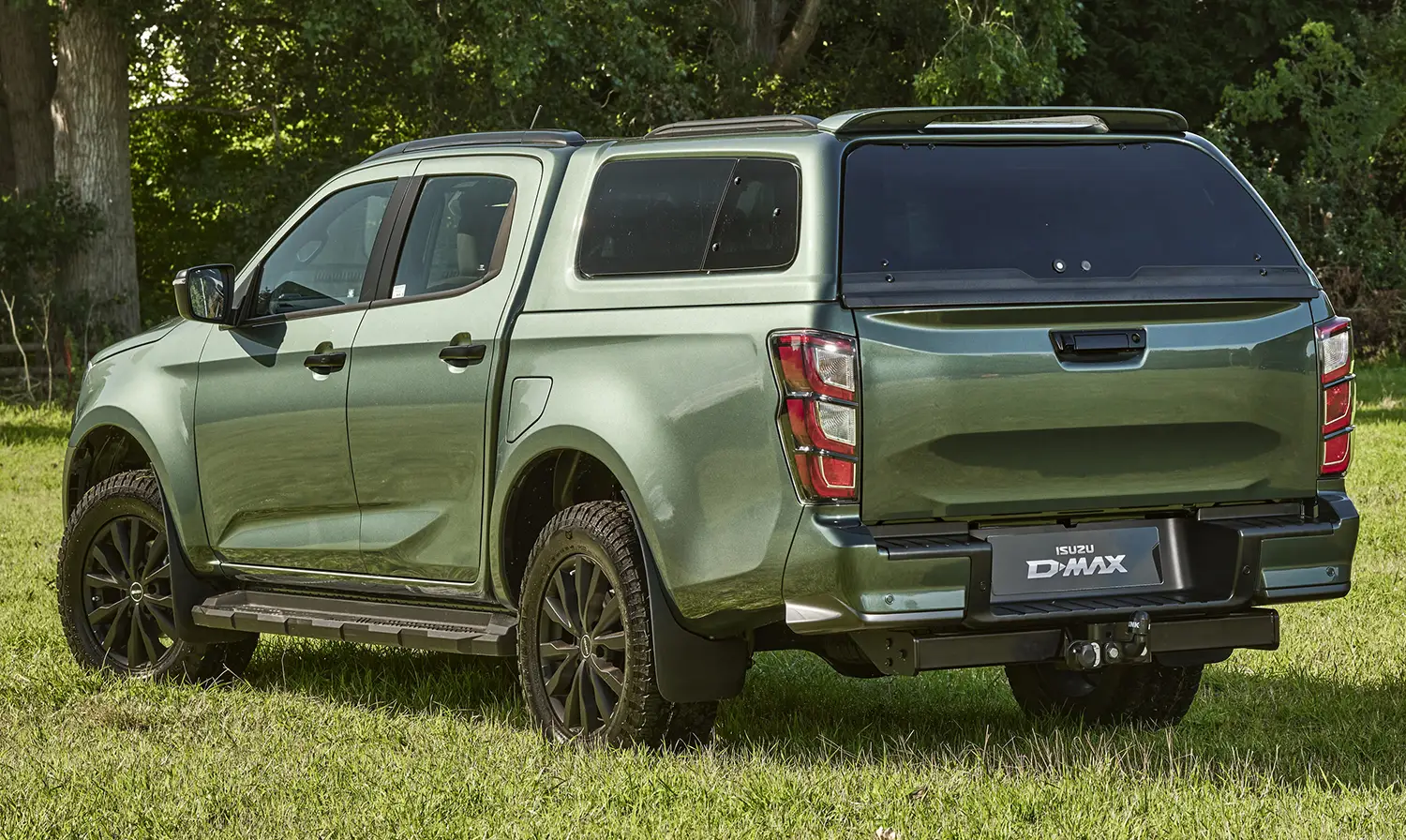 Isuzu D-Max Huntsman Accessory Pack Isuzu D-Max Huntsman Accessory Pack