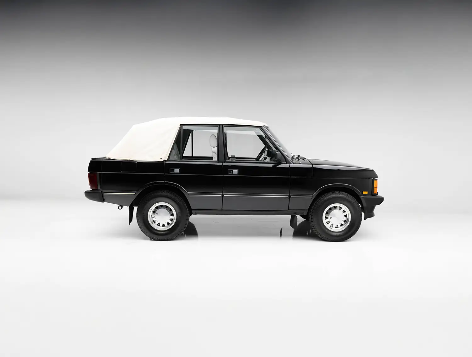 Range Rover Chamois Convertible Range Rover Chamois Convertible