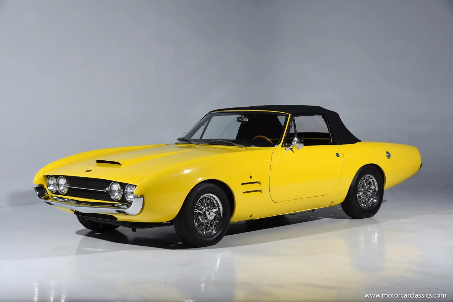 Ghia 450 SS Convertible