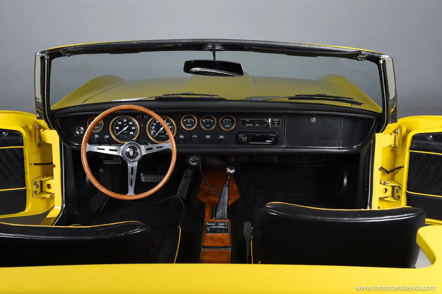 Ghia 450 SS Convertible