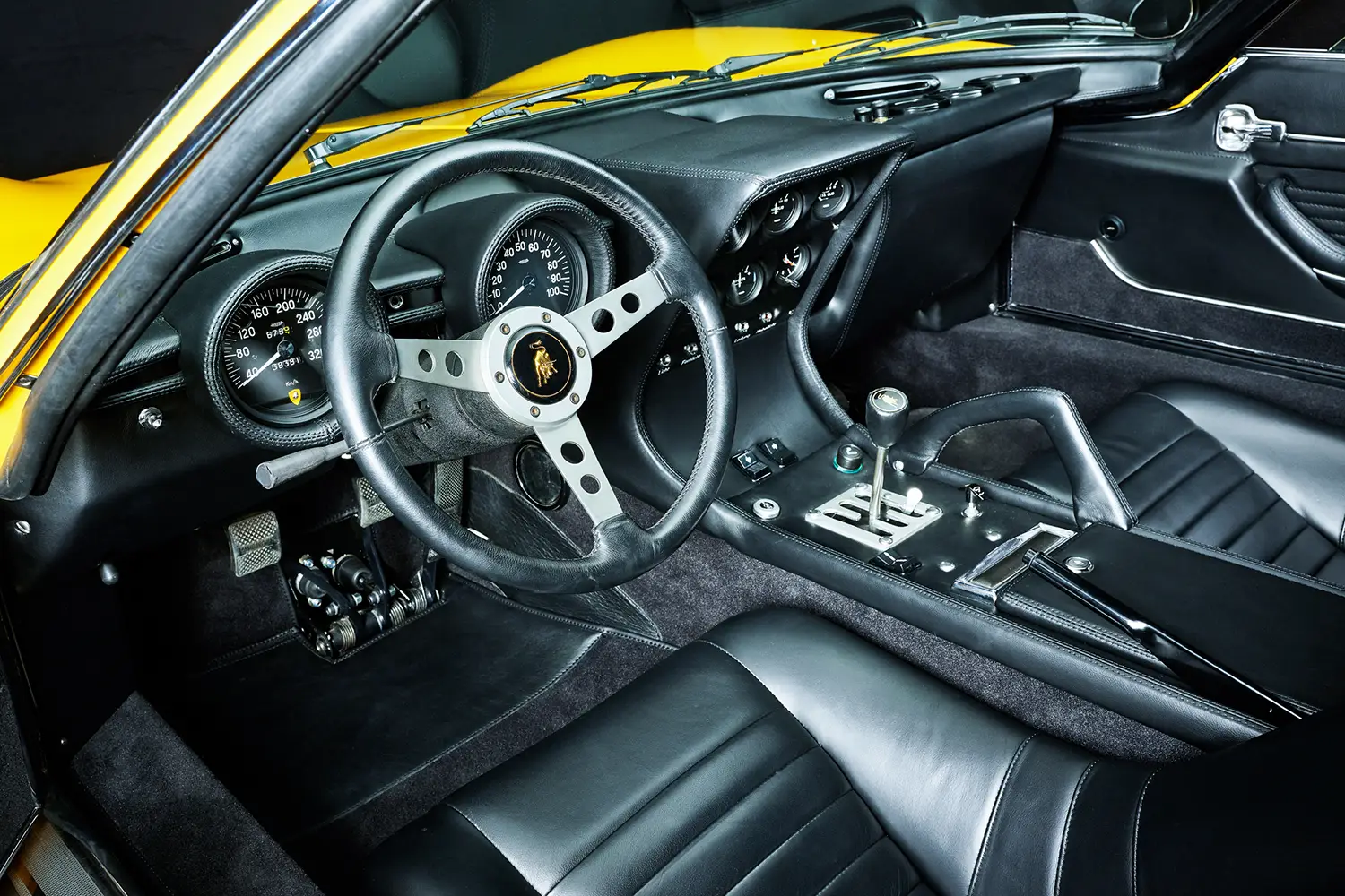 Broad Arrow Global Icons Auction