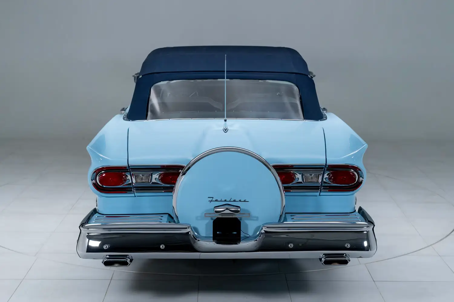 1958 Ford Fairlane Sunliner