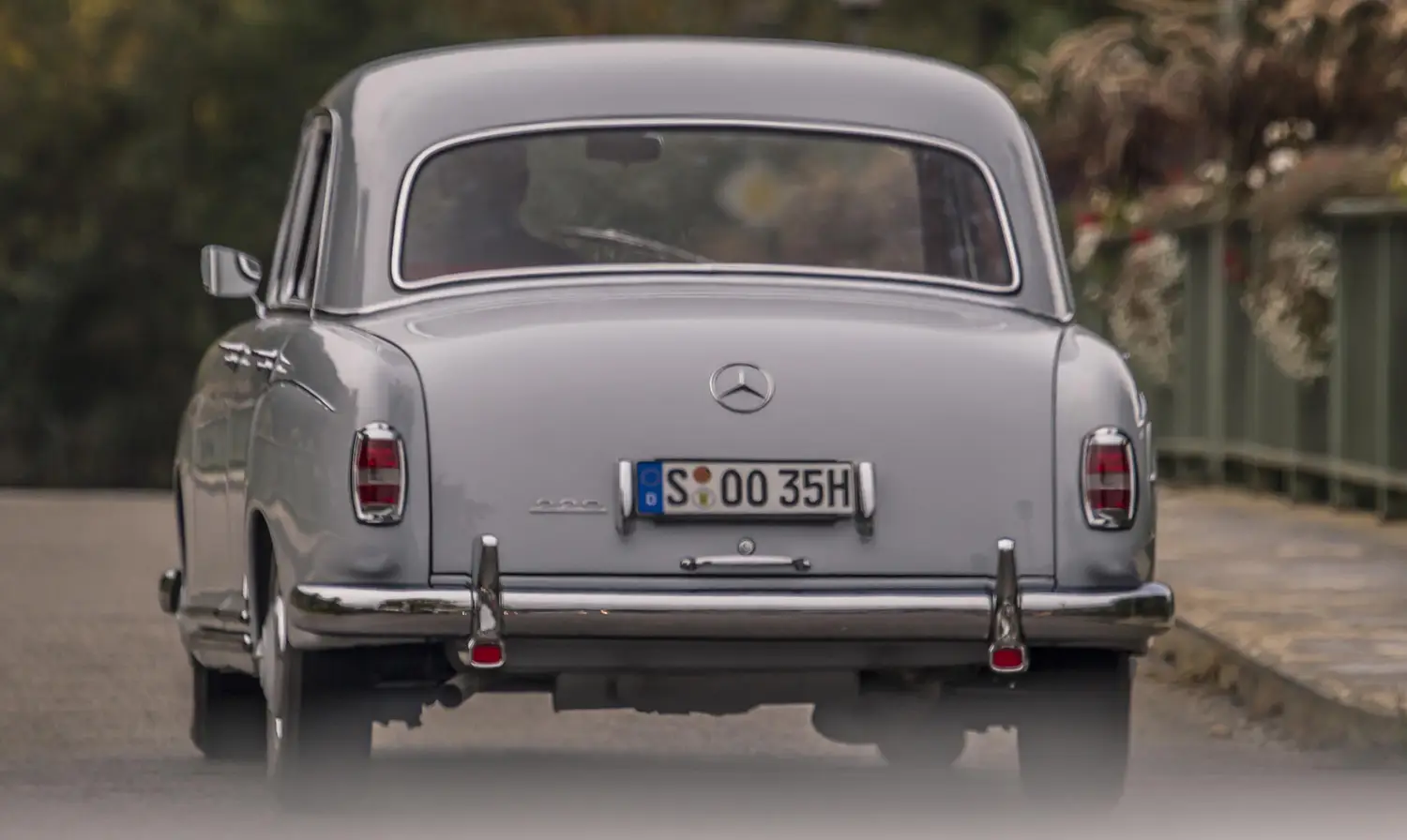 1955 Mercedes-Benz 220 “Ponton” W 180