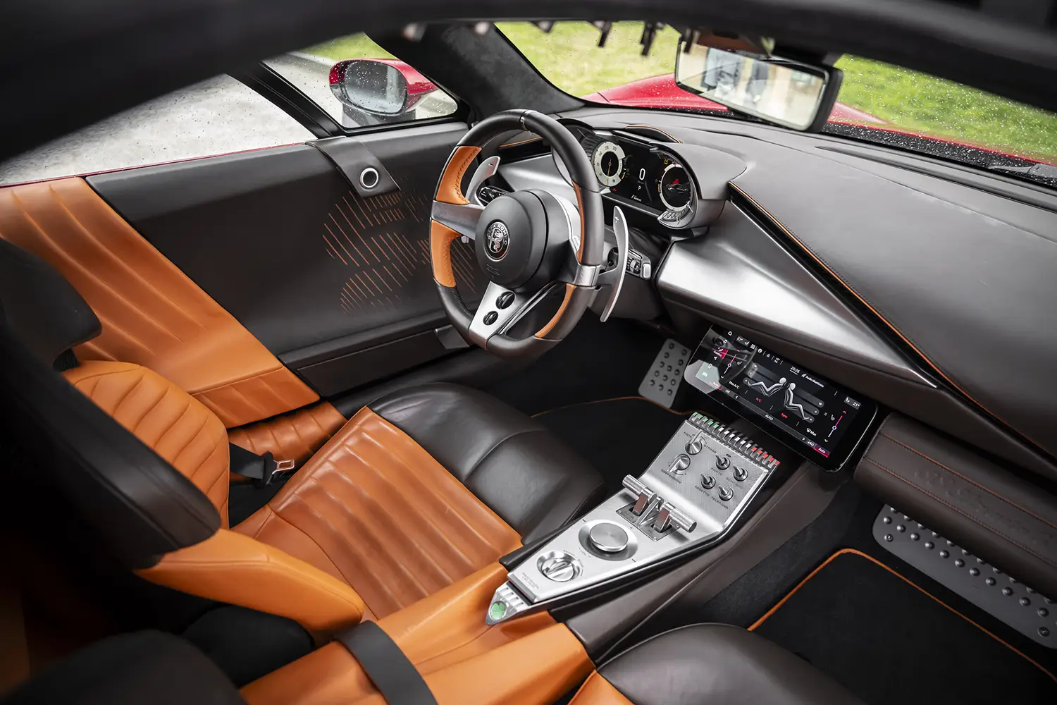 2026 Alfa Romeo Tonale and 33 Stradale