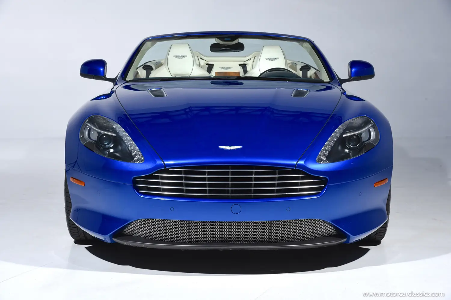 2014 Aston Martin DB9 Volante 2014 Aston Martin DB9 Volante