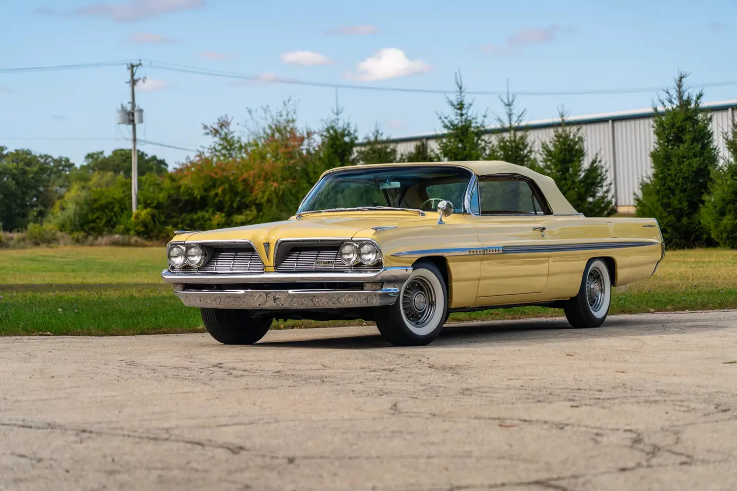 1961 Pontiac Bonneville Convertible