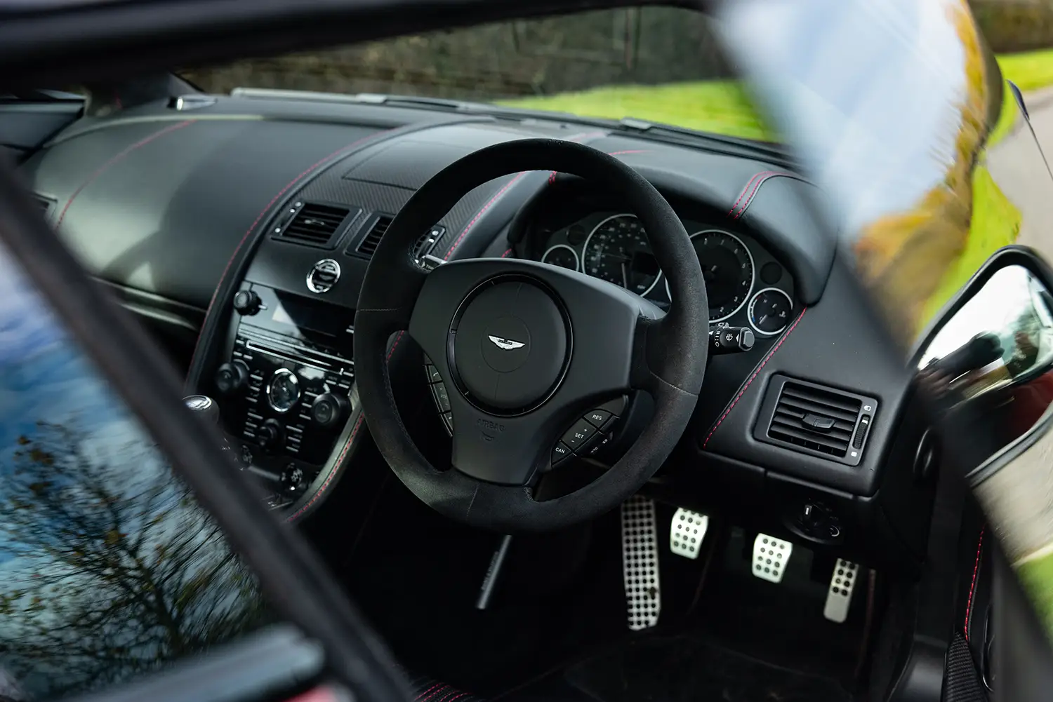 2013 Aston Martin V12 Zagato 2013 Aston Martin V12 Zagato