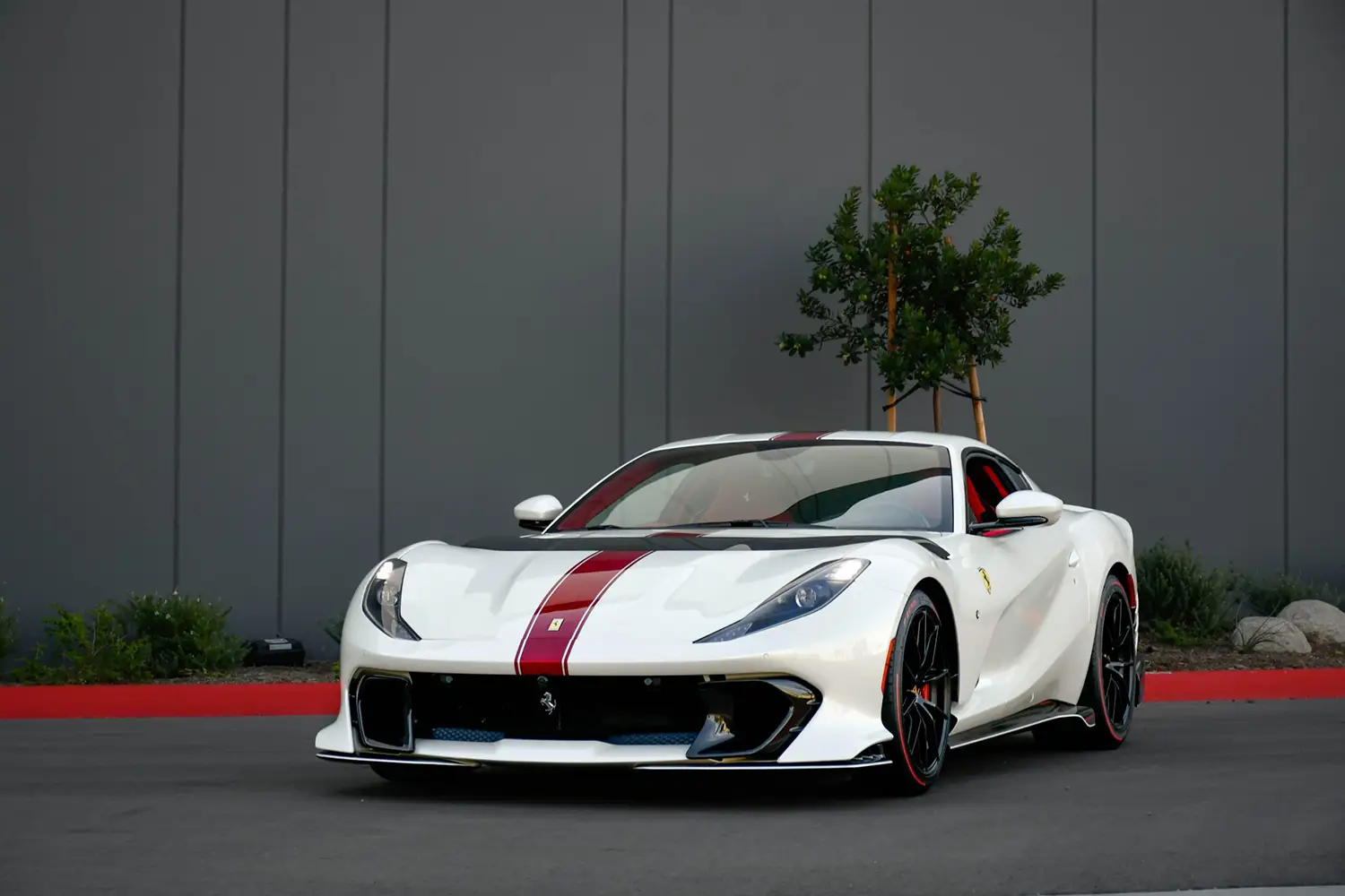 2022 Ferrari 812 Competizione