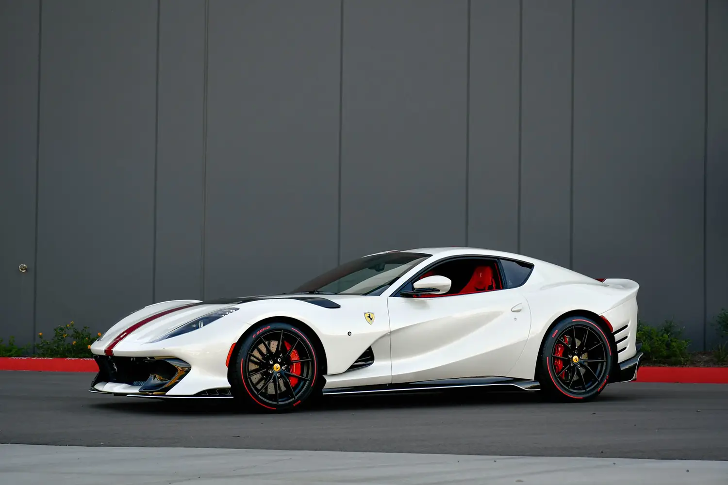 2022 Ferrari 812 Competizione