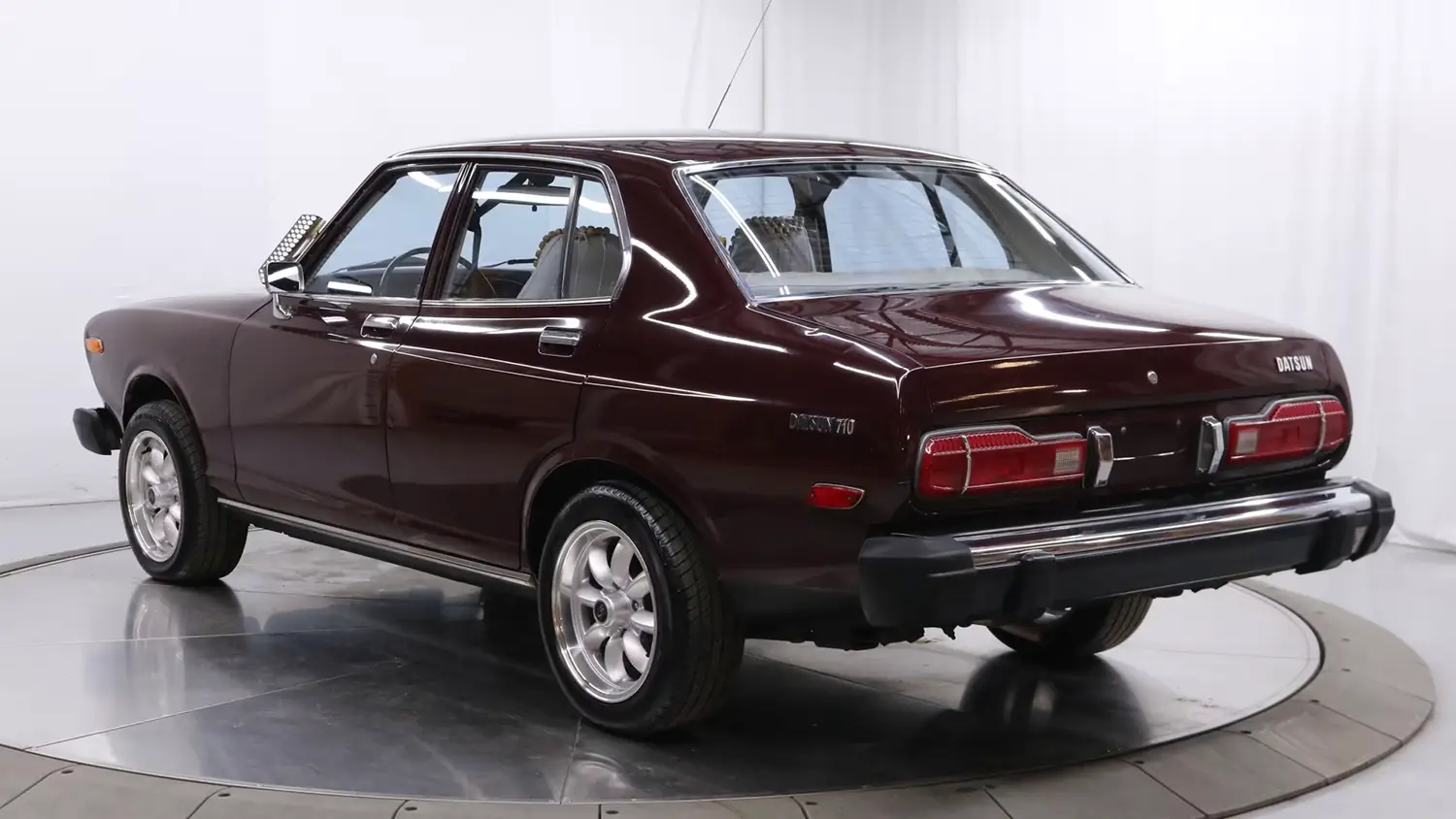 1977 Datsun 710 Sedan 1977 Datsun 710 Sedan